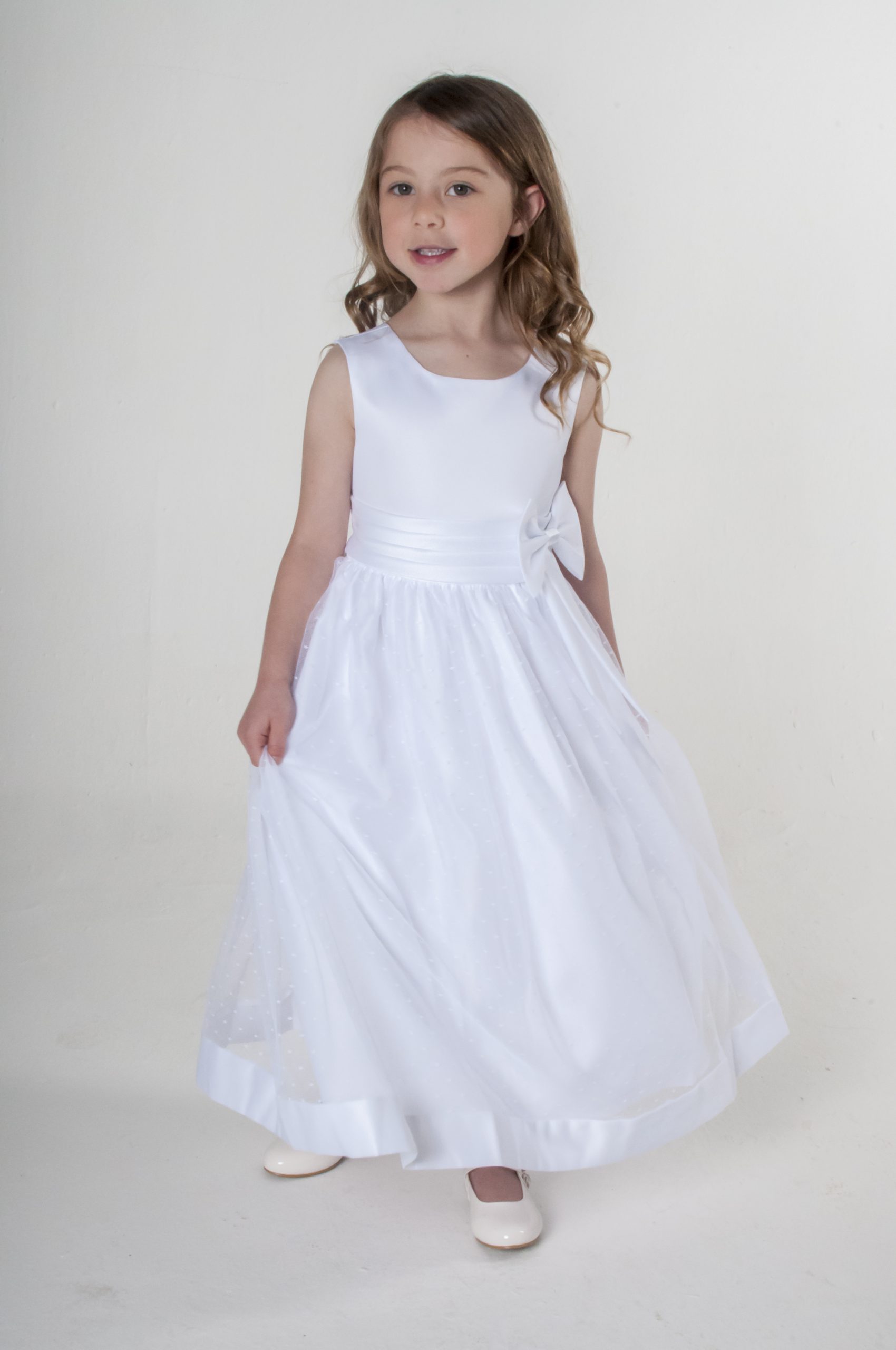 Girls Alice Dress in White – Occasionwear for Kids