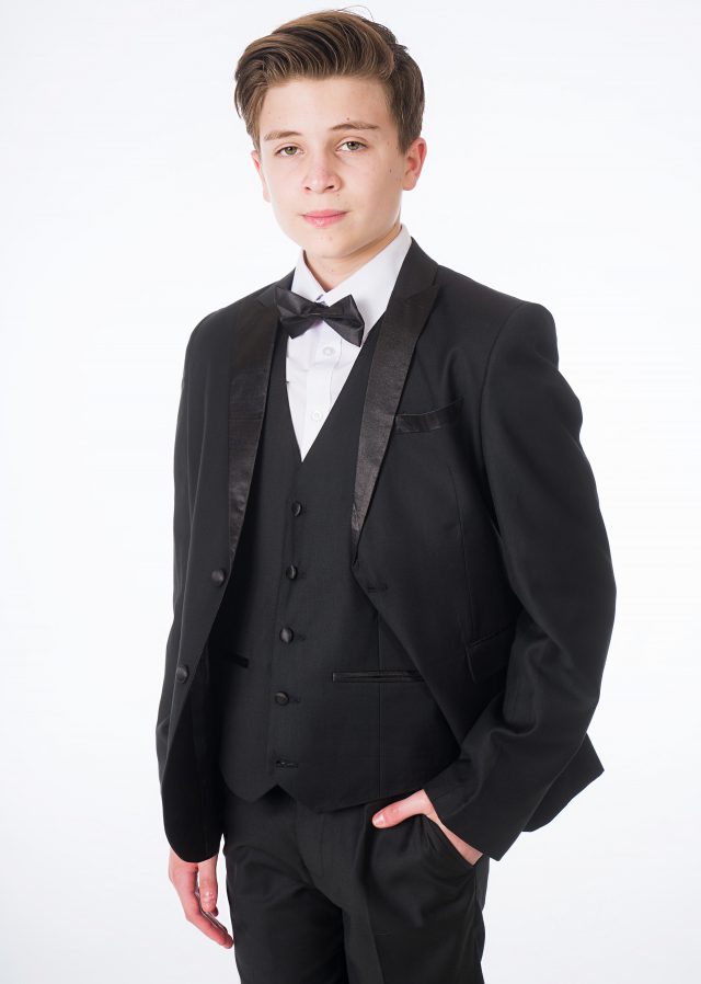 Classic Boys Formal Tuxedo Five Piece White Black Canada
