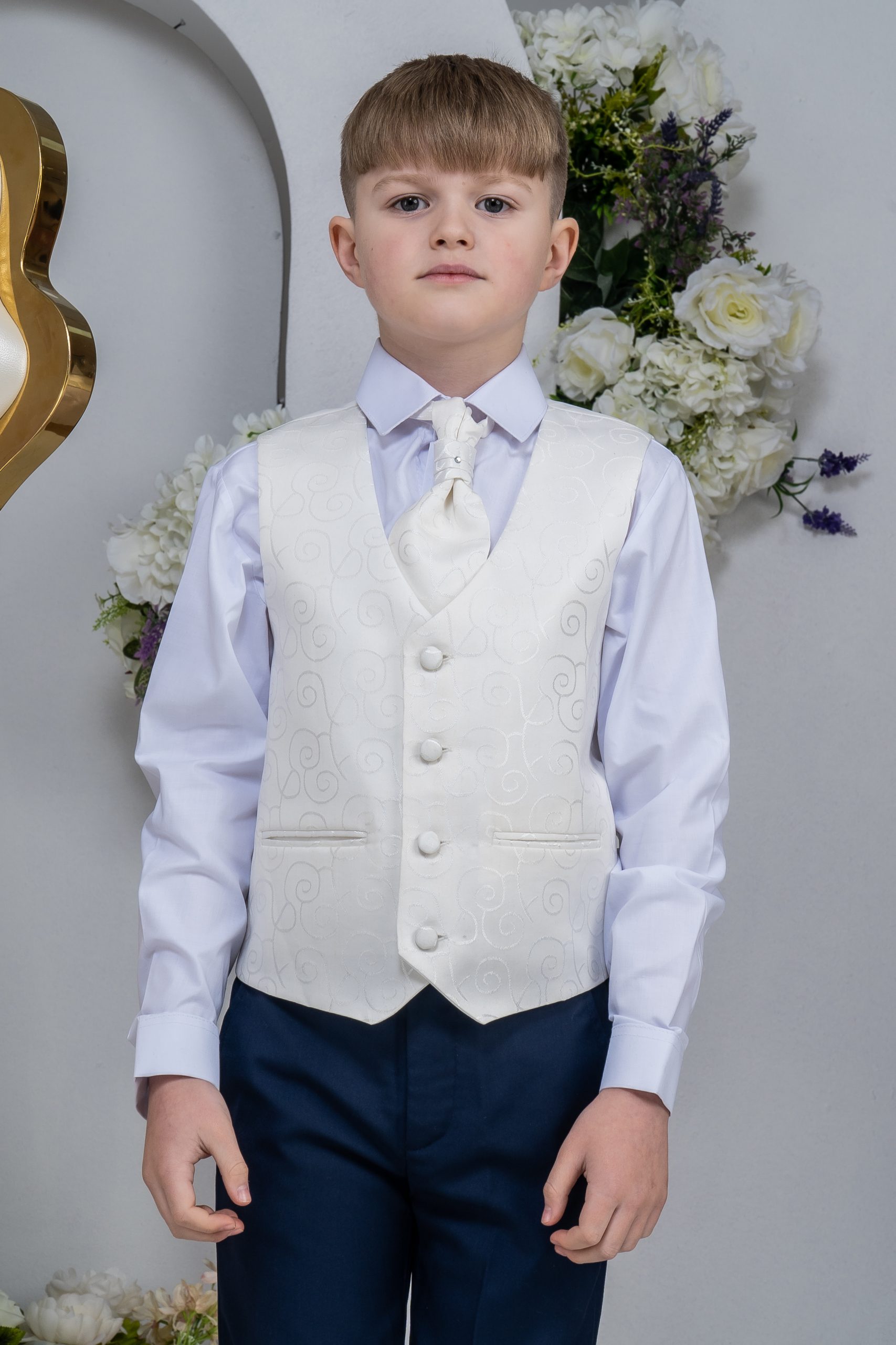 Boys 5 Piece Navy suit with cream swirl waistcoat – Occasionwear for Kids