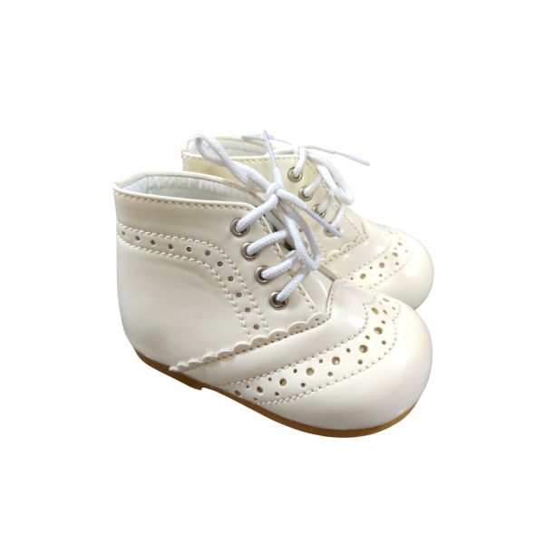 Girls Shoes Early Steps Girls Cream Patent L Brogue Shoe