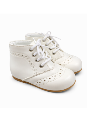 Early Steps Girls Cream Patent L Brogue Shoe
